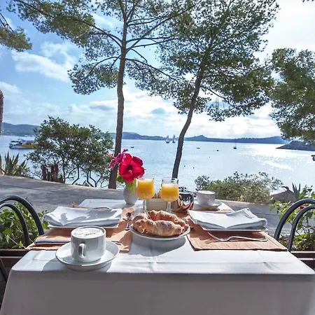 Hotel Cala Fornells 4*